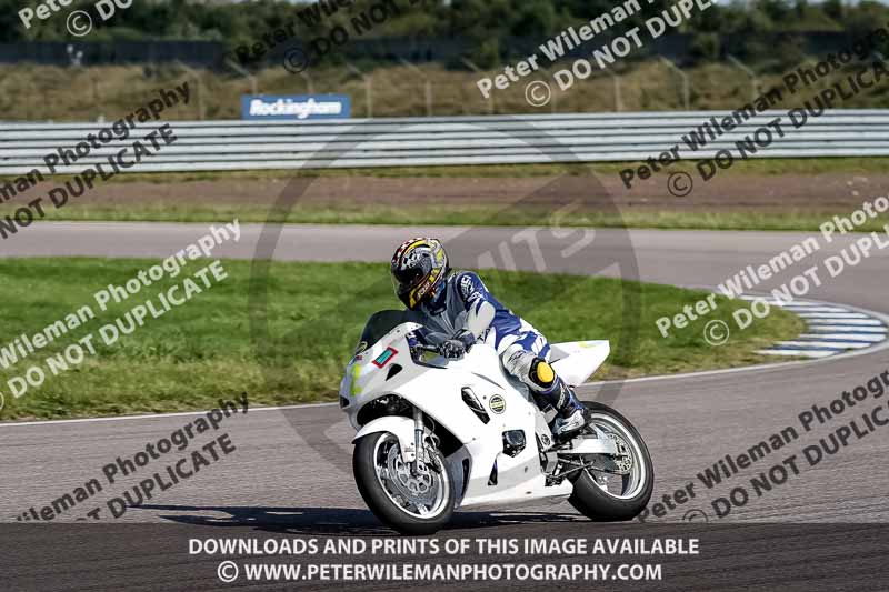 Rockingham no limits trackday;enduro digital images;event digital images;eventdigitalimages;no limits trackdays;peter wileman photography;racing digital images;rockingham raceway northamptonshire;rockingham trackday photographs;trackday digital images;trackday photos